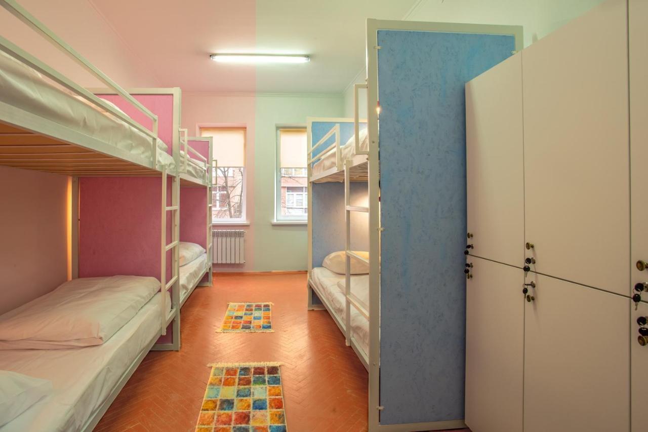 P2B Hostel & Bar Kiev Dış mekan fotoğraf