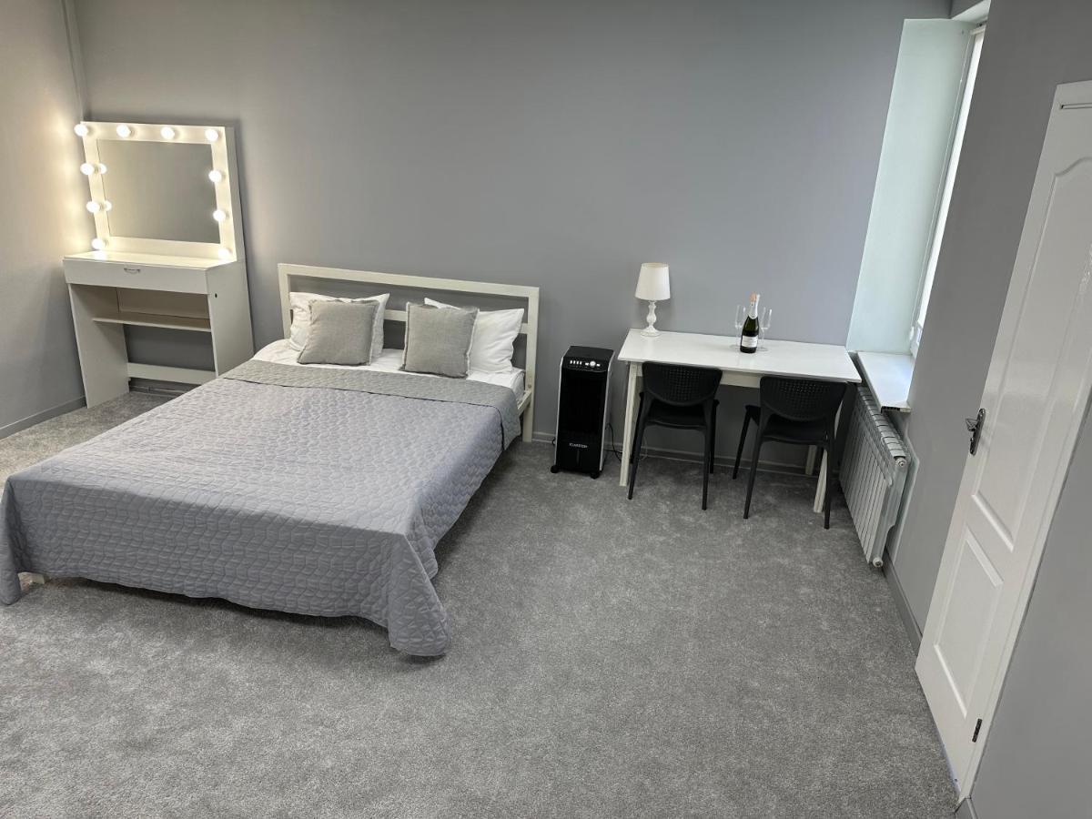 P2B Hostel & Bar Kiev Dış mekan fotoğraf