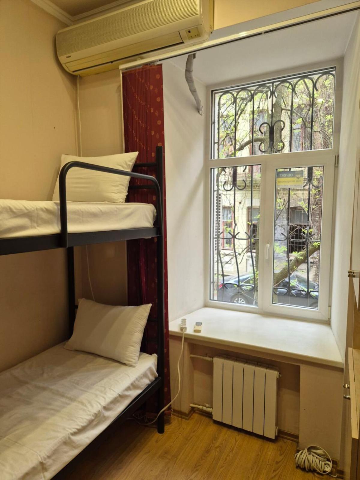 P2B Hostel & Bar Kiev Dış mekan fotoğraf